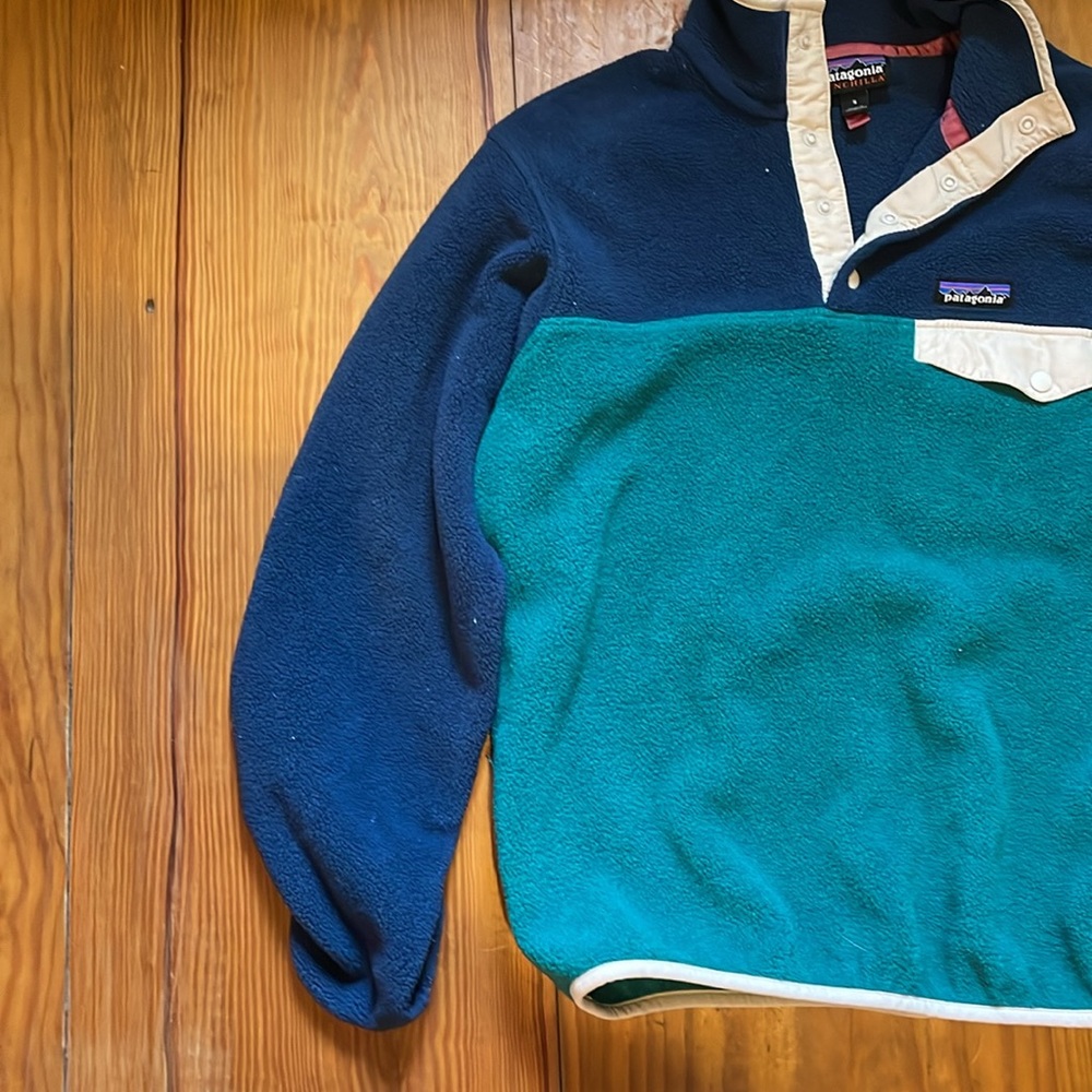 Patagonia women’s 1/4 synchilla fleece - Picture 4 of 4